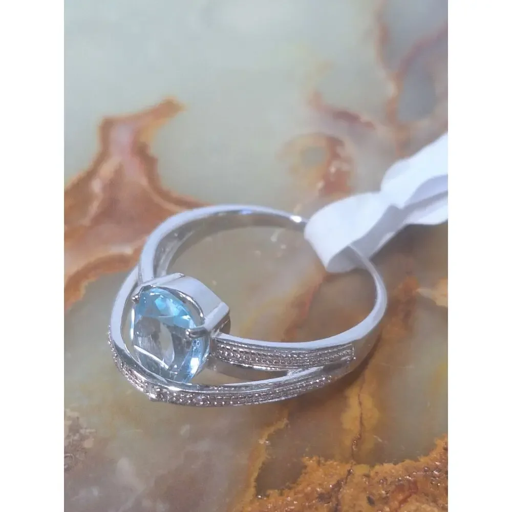925 Sterling Silver Natural Blue Topaz Ring Oval Light Blue CZ Sz 6.5 - NIB